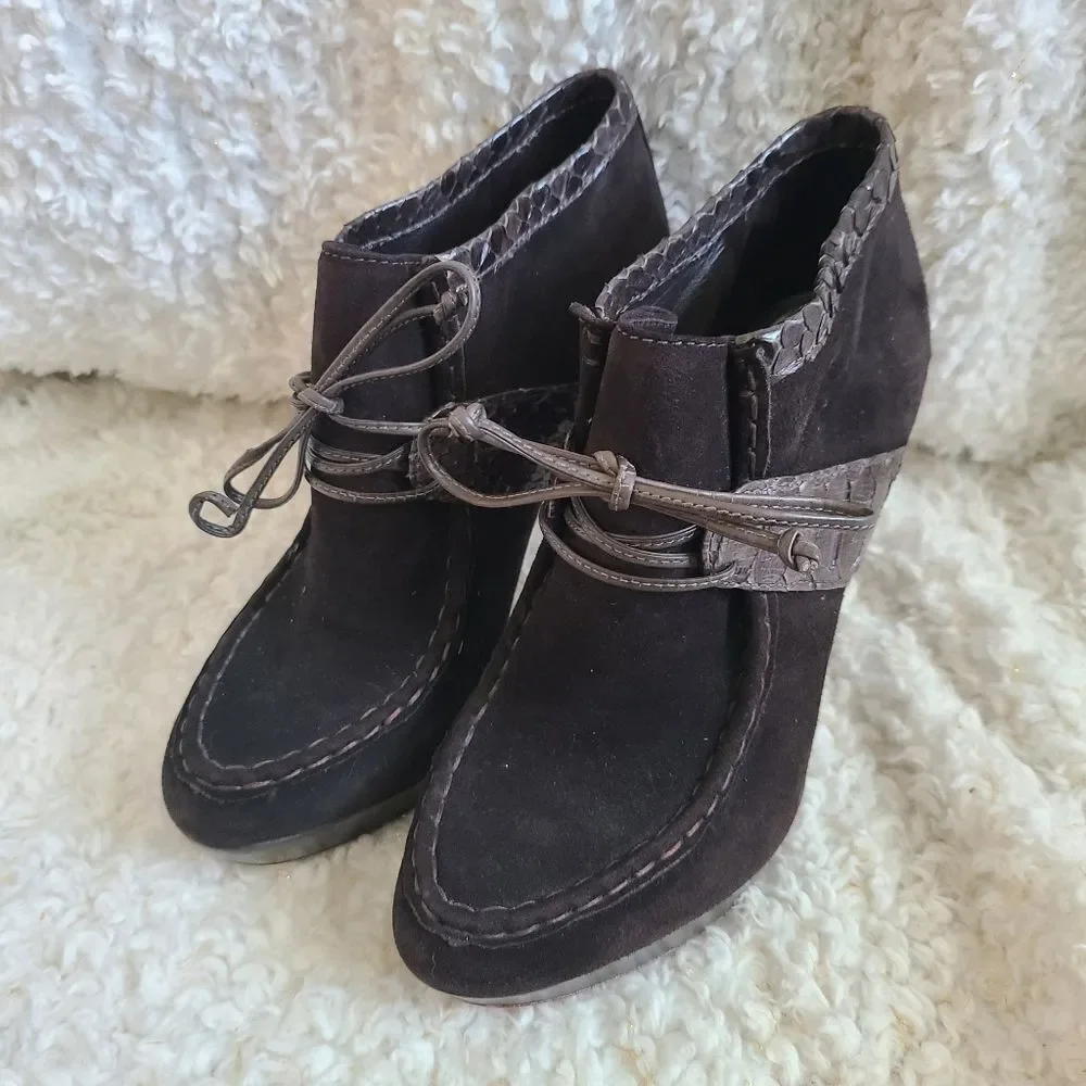 Alexandre Birman‎ Suede and Snakeskin Laceup Heeled Booties sz 8.5